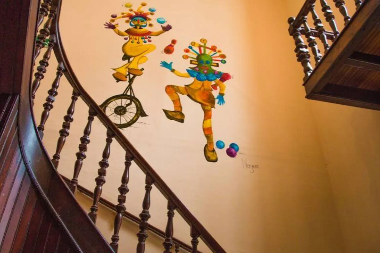 Solera House Adventure Hostel Quito 3*,  Ecuador