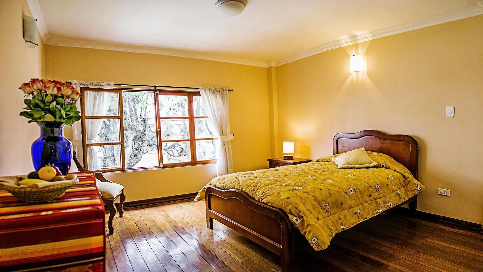 *** Hotel Solera House Adventure Hostel Quito Ecuador