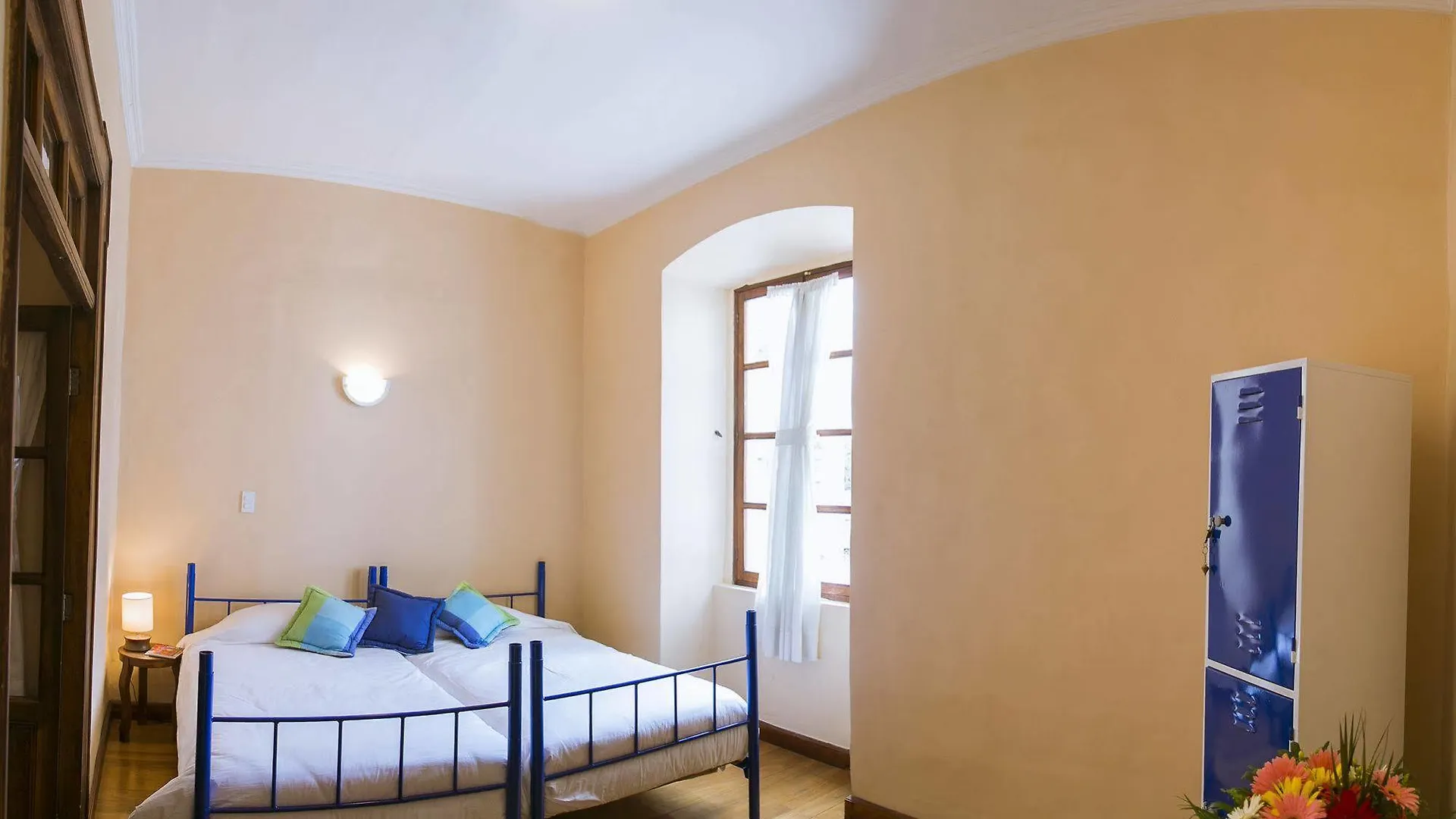Solera House Adventure Hostel Quito Hotel
